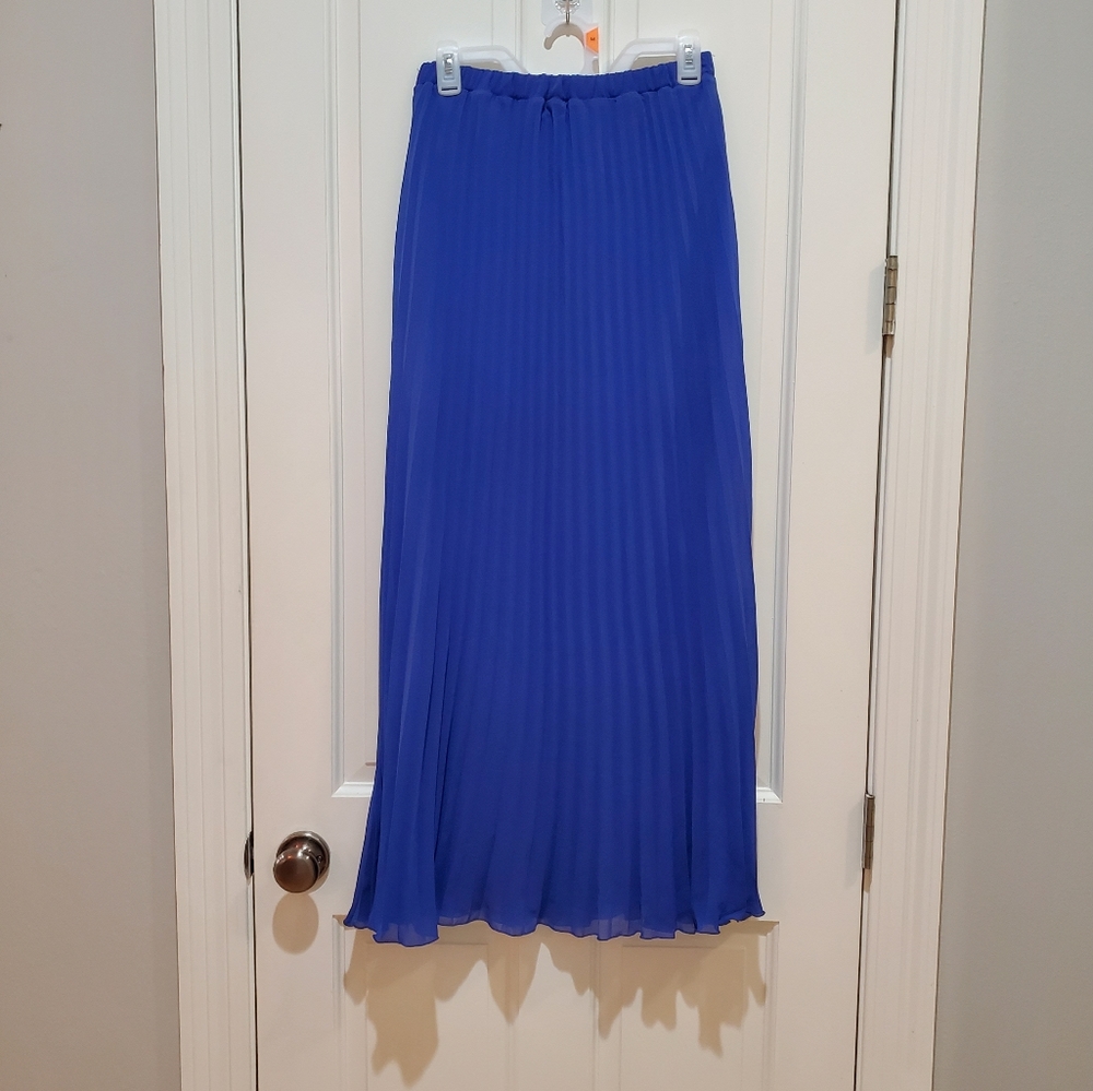 2 for 20$👈Cecico blue maxi skirt, size medium